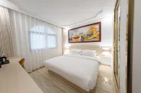 7 Days Hotel (Jingdezhen Ceramic University Xianghu Campus) - parking