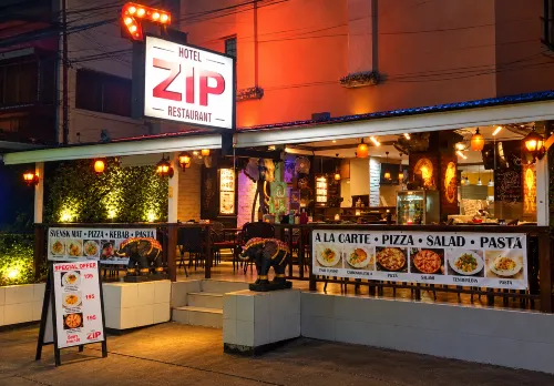 Zip Hotel & Restaurant - Airport Shuttle