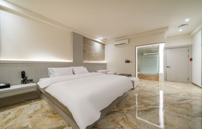 HOTEL THE ART UIWANG