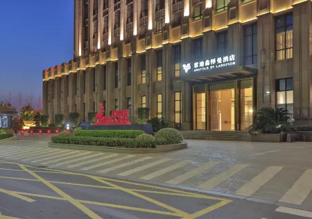 ANATOLE BY LANDISON MOGAN MOUNTAIN DEQING Отели рядом с достопримечательностью «Moganshan Senbo Resort Nature Park»