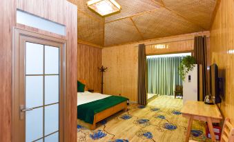 Dunhuang Splendid Land Ecological Park