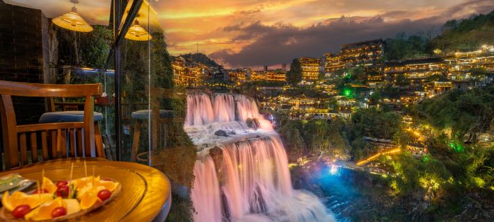 12C • Waterfall View Prime Location (Overlooking Waterfall Night View • TikTok Instagram Photo Spot) Hotels in Yongshun