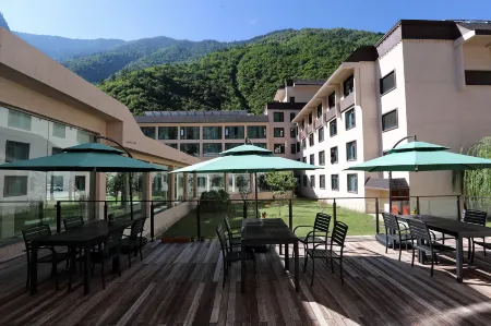 Qianhe Rezen Hotel