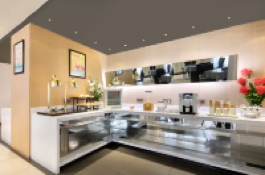 Jinjiang Inn Select (Xiangyang Second Qichecheng South Road)