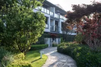 Fuxian Lake Guimi Homestay (Starry Sky Resort Store)