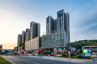 Jinjiang ZMAX Manxi Hotel (Guiyang Century Jinyuan Shopping Center Baihua Avenue Subway Station) Hotels in Guiyang