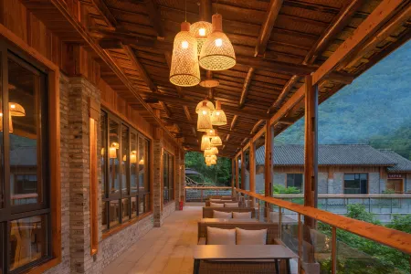 Wuyin Mountain Boarding House Отели в г. Даи