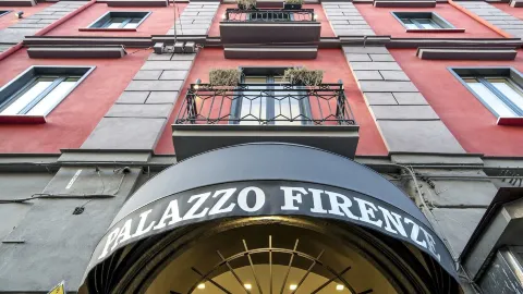 Palazzo Firenze in Naples