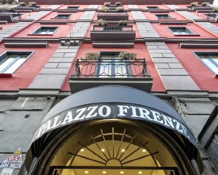 Palazzo Firenze Hotels in Naples