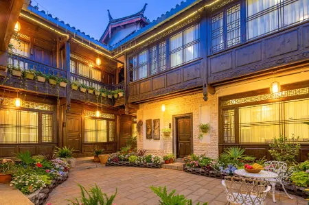 Yueju Designer Exclusive Courtyard (Lijiang Ancient City Branch)