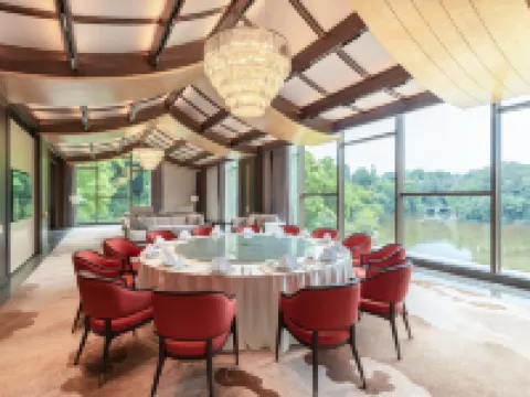 หงชู่ฉาน โฮเต็ล เมาท์ อี้เหมย โรงแรมในเอ๋อเหม่ยซาน