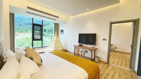 Lushan Xihai Qigu Homestay (Lushan Xihai Branch) Отели рядом с достопримечательностью «Lushan Xihai Scenic Area»