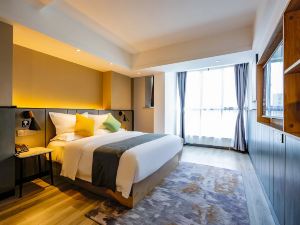 Qingjiu Hotel (Shenzhen Shiyan Hongfa World Store)