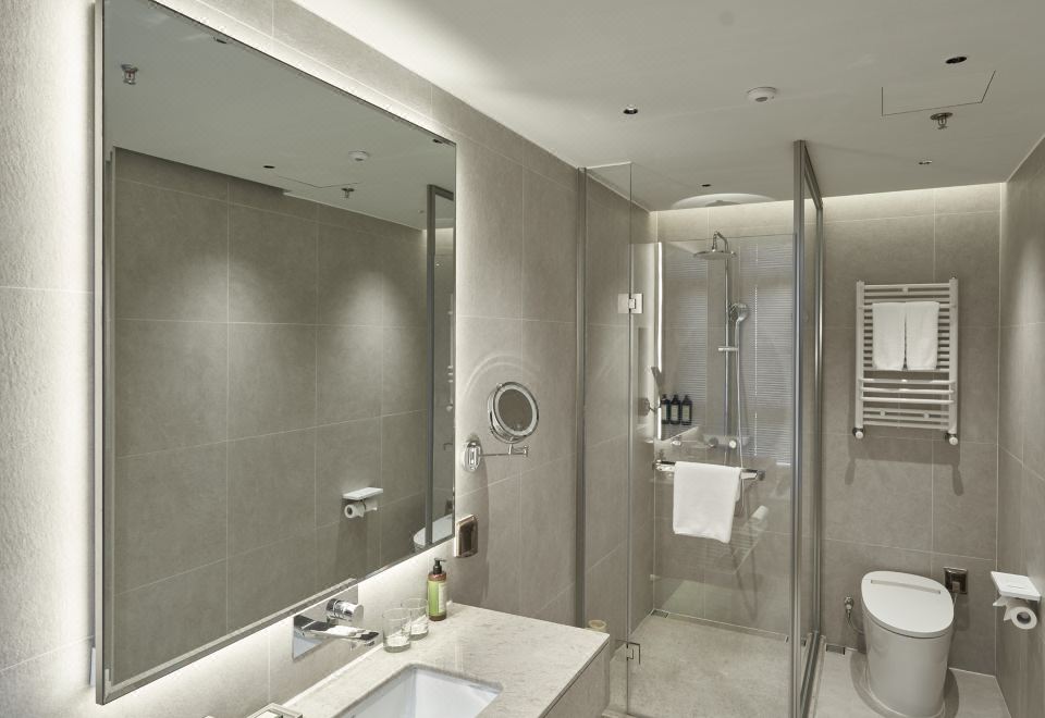 1. 천진 런헝웨이러..