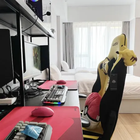MAX Zhuowei E-sports Hotel (Dalian Zhongshan Plaza)
