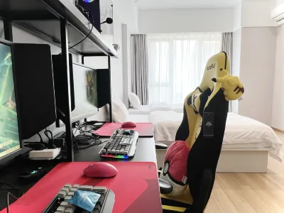 MAX Zhuowei E-sports Hotel (Dalian Zhongshan Plaza)