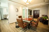 Home Inn Baiyun Hotel (Jinhu Suning Yigou Plaza Branch)