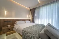 Yincaolu Qimengli Qixi Homestay (Yalu Drifting Branch) Hotel a Tonglu