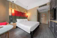 โรงแรม Ibis (สถานีรถไฟ เซียะเหมิน)
