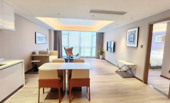 G Place Hotel (Zhuhai Shihua Road)