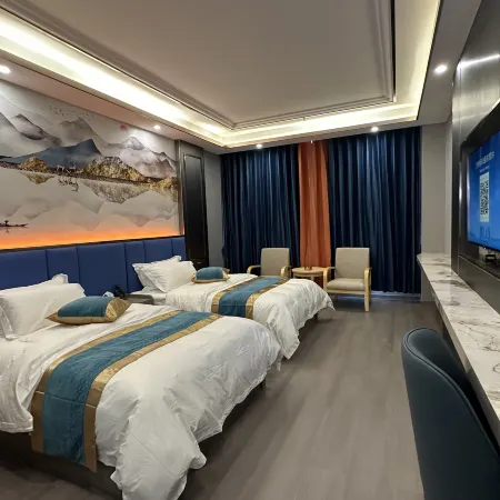 Azum Dkhar Hotel