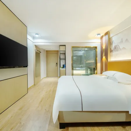 Zhonggang Holiday Hotel