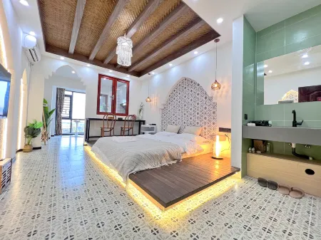 Xunguang Light Luxury Apartment (Nanning Jinqiao Passenger Transport Station Subway Station) Отели рядом с достопримечательностью «Guangxi Health Vocational and Technical College»