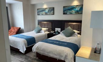 Home Inn Huayi Collection Hotel (Taoqi Road, Kaihua County, Zhangzhou)