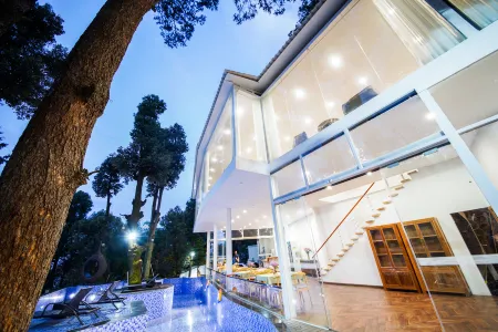 Xishan No.9 Forest Hot Spring Resort Mountain House