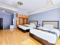 Oriental Extraordinary Hot Spring Hotel (Kangding Yulin New Village)