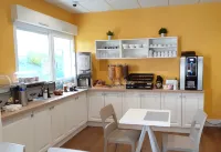 Comfort Aparthotel Le Mans Novaxis - breakfast