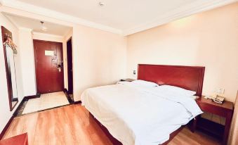 Qinglv Hotel