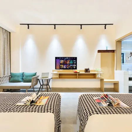 Huanglongxi Yixi Homestay