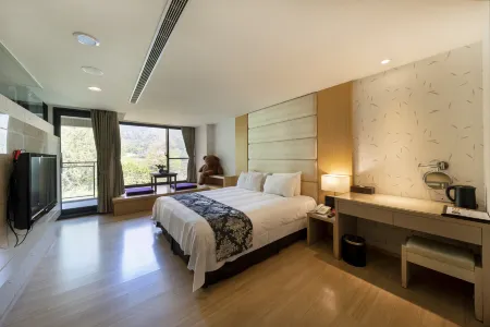 Tai-Yi Red Maple Resort (Tai-Yi Ecological Leisure Farm)