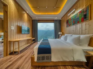 Lady Hill Sapa Resort