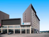 i Electronic Sports Hotel (Longkou Poly Plaza)