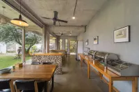 Longquan Moshangguiren Homestay (Baoxi Scenic Area) - sarapan
