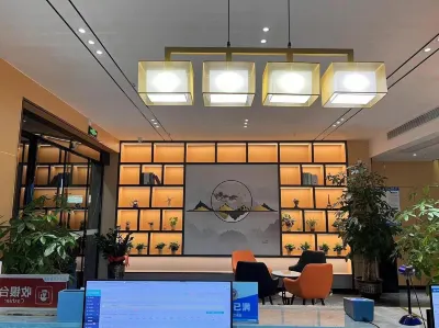 Fanyue Youpin Hotel (Shenglong Steel Plant)