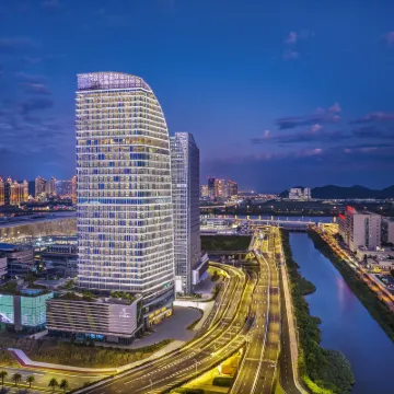 DoubleTree by Hilton Zhuhai Hengqin Hotels near National Geographic Ultimate Explorer