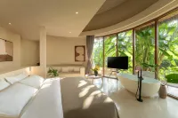 Chongzuo in the wild night set, see wild luxury Villa