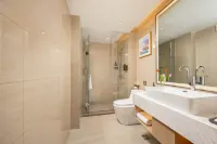 Vienna Hotel ( Liangshan Dechang Rainbow Bridge Branch) Hotels in Dechang