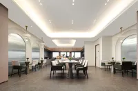 Atour Hotel Jiangshan Chengnan Oriental Plaza Quzhou