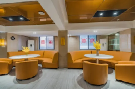 Super 8 Hotel Select (Guangzhou Station Xicun Metro Station)