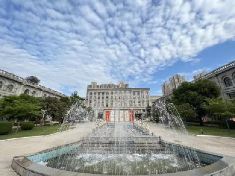 鄭州豐樂園大飯店（河南省博物院店） 綠蔭公園附近的飯店