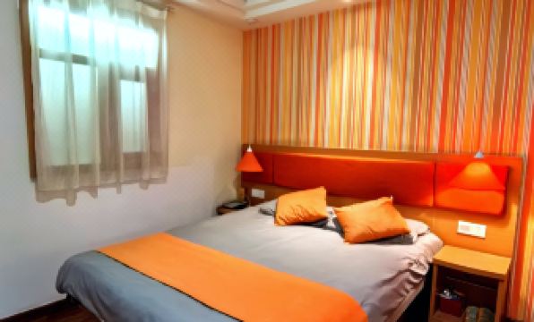 Hotel Korla Champs-Elysées