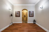 Vancouver Red House Hotels in Port Coquitlam