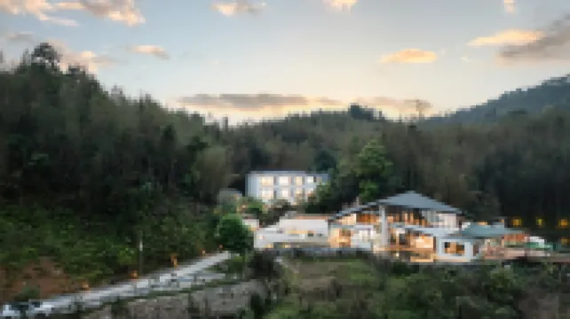 CREEK RESORT Hotels near Shimen National Park