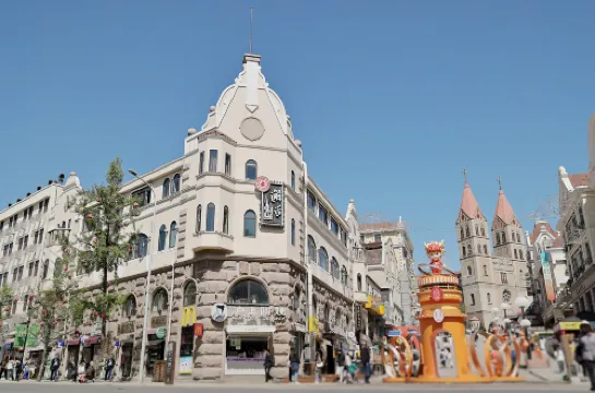 邂逅·暖裏輕智能酒店（青島棧橋天主教堂店）