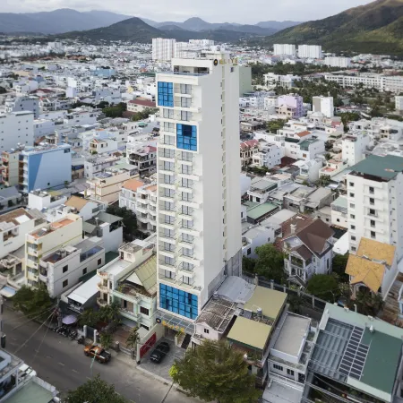 Elite Hotel Nha Trang Отели рядом с достопримечательностью «Хончонг»