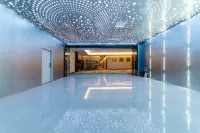 飛遊電競飯店（深圳寶安體育翻身地鐵站店）